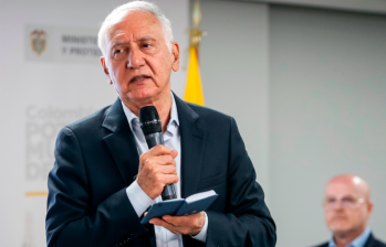 El ministro Guillermo Jaramillo enfrenta una moción de censura en la Cámara de Representantes. FOTO COLPRENSA