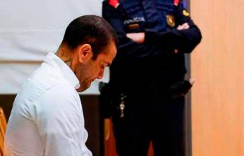 El futbolista brasileño Dani Alves fue condenado a cuatro años y medio de prisión por violar a una mujer en una discoteca en Barcelona el 30 de diciembre de 2022. FOTO: AFP 