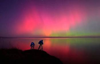 Durante todo el fin de semana se vieron auroras en varios territorios donde no es usual, como Chile y Argentina. FOTO AFP