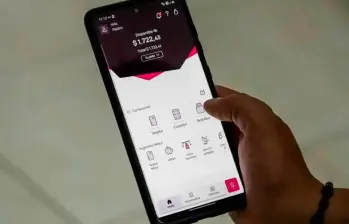Actualmente, Nequi se posiciona como el primer neobanco de Colombia, con más de 21 millones de personas con la app en su celular. Foto: Jaime Pérez