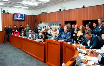 El texto de reforma laboral habla del pago de una prima adicional para los trabajadores. FOTO CORTESÍA. 