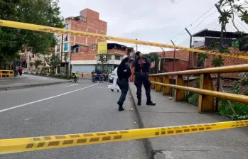 La Policía Metropolitana de Cali confirmó que dos hombres lanzaron un artefacto explosivo tipo granada a una vivienda en Cali. Imagen de referencia. FOTO: Andrés Felipe Osorio