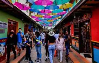 Del total de ingresos por turismo, el 85% provino de viajes, mientras que el 15% correspondió al transporte aéreo de pasajeros. FOTO: EL COLOMBIANO