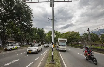 Esta cámara de fotodetección en el municipio de Itagüí es una de las que más infracciones por Pico y Placa registraFoto: Esneyder Gutiérrez Cardona