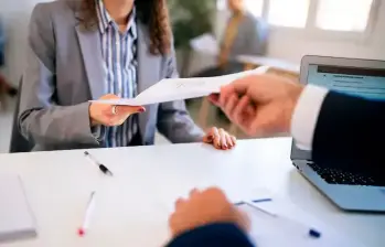 Diversos estudios muestran que los entornos laborales diversos mejoran la innovación, reducen la rotación y crean climas laborales más sanos. FOTO: El Colombiano.