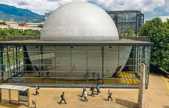 La experiencia divulgativa y pedagógica que ofrece el Planetario de Medellín actualmente está a la vanguardia de los mejores planetarios del mundo. FOTO Archivo El Colombiano 