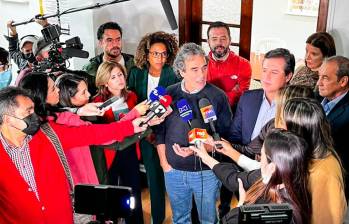 Miembros del Nuevo Liberalismo acordaron apoyar la candidatura de Sergio Fajardo. FOTO Cortesía