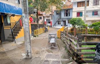 En este sector del barrio Santa Cruz de Medellín se presentó la riña en la que murió Gilberto de Jesús Alzate García. FOTO: Susana Cogua