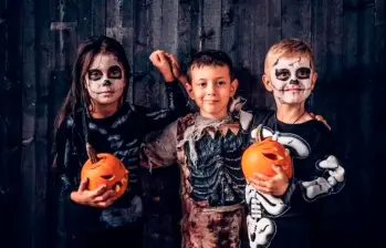 En esta fecha recomiendan que los niños no reciban dulces sin saber su procedencia. FOTO: FREEPIK En esta fecha recomiendan que los niños no reciban dulces sin saber su procedencia. FOTO: FREEPIK