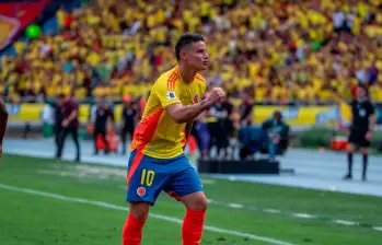 James Rodríguez será el capitán de la Selección Colombia en el duelo ante los peruanos. FOTO: Juan Antonio Sánchez