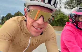 Rigoberto Urán sigue rompiendo redes con su humor particular. Foto: Captura de vídeo @rigobertouran