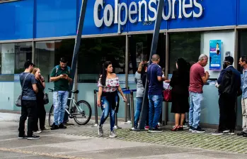 La reforma pensional entraría en vigencia en unas tres semana, el próximo primero de julio. FOTO julio herrera