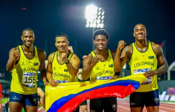 Equipo de atletismo masculino que se consagró campeón en relevo 4x100 metros. Foto: @OlimpicoCol