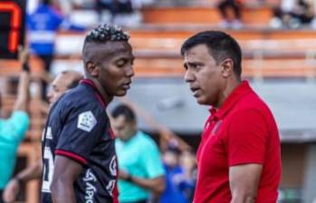 El equipo que dirige César Farías buscará el paso a la fase de Grupos de la Copa Sudamericana. FOTO CARLOS VELÁSQUEZ
