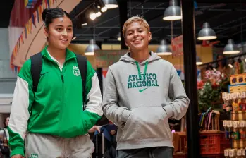 Liz Katherine Osorio y Maira Neira, titulares habituales de Atlético Nacional femeninno. FOTO CORTESÍA NACIONAL 