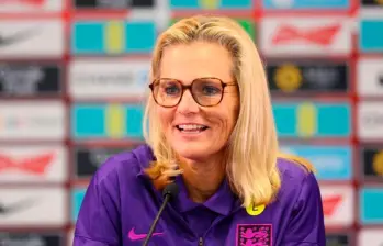 Sarina Wiegman, la entrenadora neerlandesa, campeona con Inglaterra de la Eurocopa femenina. FOTO TOMADA X@Football__Tweet