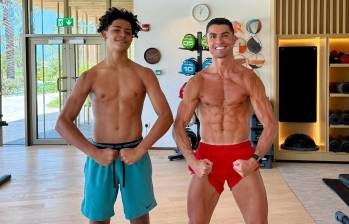 El hijo del astro portugués, Cristiano Ronaldo Junior, debutó recientemente con la Selección sub 16 de Portugal, siendo acompañado y entrenado por su padre. FOTO: Tomada de redes sociales @cristiano El hijo del astro portugués, Cristiano Ronaldo Junior, debutó recientemente con la Selección sub 16 de Portugal, siendo acompañado y entrenado por su padre. FOTO: Tomada de redes sociales @cristiano