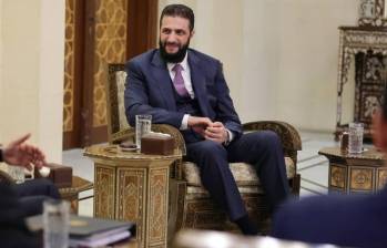 Trump le daría una oportunidad al gobierno de transición, liderado por el líder yihadista Ahmed al Shara, presidente actual de Siria. Foto: Europa Press