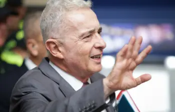 Estos fueron los delitos que le imputaron a Álvaro Uribe. FOTO: Colprensa
