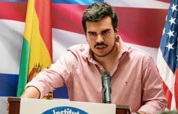 Avendaño es autor del éxito en ventas Días de Sumisión, cómo el sistema democrático venezolano perdió la batalla contra Fidel. Reside en Colombia. FOTO cortesía