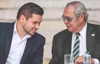 Andrés Calle, expresidente de la Cámara de Representantes e Iván Name, expresidente del Senado. Foto: Colprensa