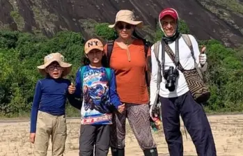 Valderrama-Casallas, una familia colombiana, recorre su país sin ataduras materiales. FOTO: Tomada de Instagram @Losvalderramaviajeros