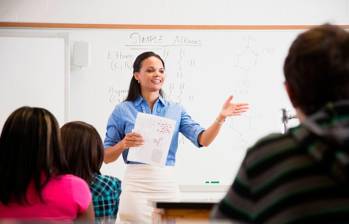 El sector educativo busca docentes en áreas clave como idiomas, matemáticas y educación física. FOTO: GETTY El sector educativo busca docentes en áreas clave como idiomas, matemáticas y educación física. FOTO: GETTY