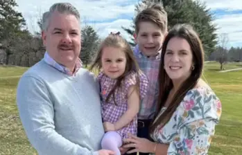 La familia vivía en una localidad rural de menos de 2.000 habitantes en New Hampshire, Estados Unidos, y según los vecinos, la tenían una vida común y corriente. FOTO: Redes sociales