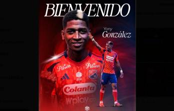 Yony González, delantero que se une al Independiente Medellín, firmó contrato por dos años. FOTO CORTESÍA DIM 