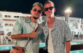 Luis Díaz y Dani Olmo durante su encuentro de vacaciones en Ibiza. FOTO: REDES SOCIALES DANI OLMO