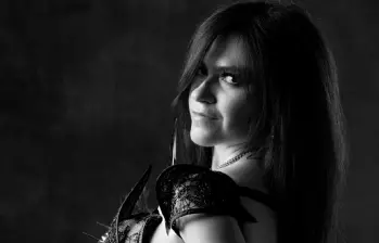 Su nombre de pila es Alicia Gómez y es una de las nuevas referentes de la música colombiana. FOTO Cortesía
