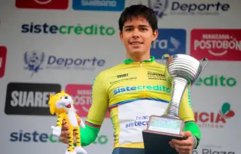Jerónimo Calderón añadió un nuevo título a su palmarés este año. Además de ganar la Vuelta, fue campeón panamericano en Uruguay y del Novato de Oro Juvenil en Armenia. FOTO CORTESÍA FEDECICLISMO Jerónimo Calderón añadió un nuevo título a su palmarés este año. Además de ganar la Vuelta, fue campeón panamericano en Uruguay y del Novato de Oro Juvenil en Armenia. FOTO CORTESÍA FEDECICLISMO