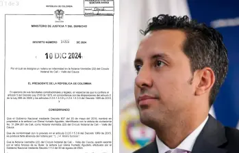 El decreto que nombró a José Ritter López como notario interino en Cali fue divulgado por el concejal Daniel Briceño, quien cuestionó la ausencia de concurso y meritocracia. FOTOS tomada de X @Danielbricen y 