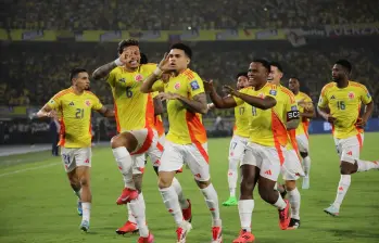 Si quiere vivir el Mundial 2026 desde la tribuna, el camino arranca creando su FIFA ID, inscribiéndose en los sorteos y preparando su bolsillo. Los boletos más baratos arrancan en 60 dólares, pero la fiesta del fútbol no tiene precio. FOTO: Colprensa.
