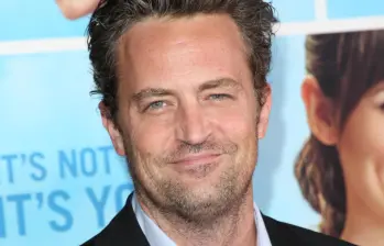 El doctor Salvador Plasencia se convirtió en la cuarta de las cinco personas acusadas en relación con la muerte del reconocido actor Matthew Perry en declararse culpable. FOTO: Getty