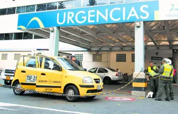 Servicios de urgencias para adultos están colapsados en el Hospital Pablo Tobón Uribe debido a la alta demanda de pacientes. FOTO: Donaldo Zuluaga Velilla. Servicios de urgencias para adultos están colapsados en el Hospital Pablo Tobón Uribe debido a la alta demanda de pacientes. FOTO: Donaldo Zuluaga Velilla.