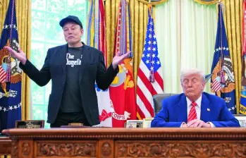 Donald Trump y Elon Musk siguen siendo amigos, dijeron; sin embargo, las pérdidas económicas y los ataques por sus decisiones al frente del Doge terminaron con las intenciones políticas del dueño de Tesla. FOTOs GETTY