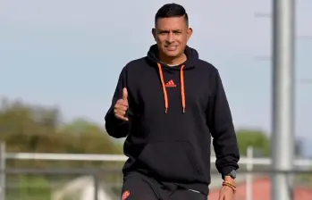 César Torres, de 49 años de edad, dirige a la Sub-20 desde 2024. FOTO X-FCF
