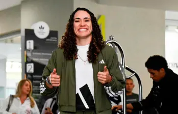 La arquera Kaherine Tapia quien fue la titular en la pasada Copa América ya está en Medellín trabajando con el grupo de jugadores al mando de Ángelo Marsiglia. FOTO CORTESÍA FCF