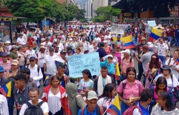 El presidente Gustavo Petro ya ha convocado a otras marchas para apoyar las principales reformas de su Gobierno. En Medellín, los marchantes ya están por la avenida Oriental. FOTO: Manuel Saldarriaga