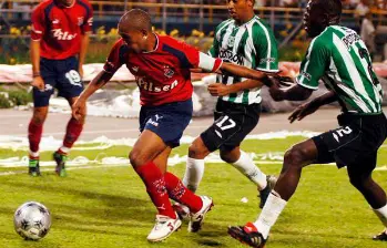 Hace 21 años se jugó la primera final entre DIM y Atlético Nacional con triunfo para los rojos. Foto: Tomada de redes @larestreponeta