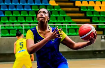 Yuliany Paz, en uno de los entrenamientos con la Selección Colombia en el coliseo Iván de Bedout de Medellín. FOTO el colombiano