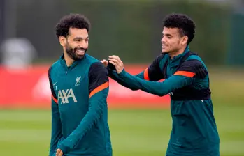El egipcio Mohamed Salah publicó varias fotografías y un emotivo mensaje de despedida de Luis Díaz. FOTO TOMADA X @MoSalah