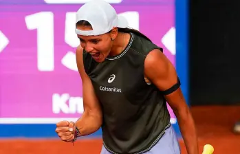 Tras llegar a semifinales en Bogotá, Emiliana Arango entrará el lunes al top-100 del ranking mundial de tenis. FOTO X- COPA COLSANITA