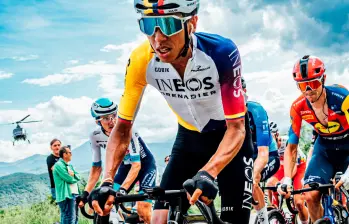 Egan se mantiene en el top-10 del Giro. FOTO X-INEOS