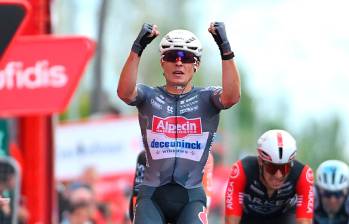 Jasper Philipsen, de 27 años de edad, ya suma seis victorias en su historial en Vuelta, la tercera en la actual edición. FOTO X-VUELTA 