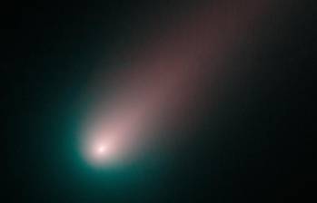 El cometa Ison o ‘cometa kamikaze’ fue visto por primera vez en 2012, pero se desintegró totalmente al pasar muy cerca del sol. Foto NASA, ESA y el Hubble Heritage Team (STScl/AURA)