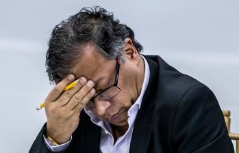 El presidente Gustavo Petro ha dicho en varias ocasiones que no se siente derrotado con los resultados de las elecciones regionales. El 64% de los colombianos encuestados cree que él sí perdió. FOTO: Jaime Pérez
