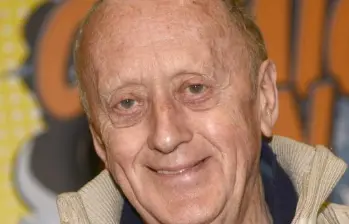 Kenneth Colley, actor de Star Wars, murió a los 87 años por complicaciones de covid. Se convirtió en el único oficial imperial que repitió su papel dentro de la trilogía original. Foto: AFP.