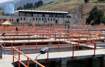 La planta de tratamientos de agua Manantiales de EPM, en predios de Copacabana y Bello, recibió trabajos de modernización para adaptarse al aumento poblacional y a las variantes climáticas. Foto: Julio César Herrera Echeverri